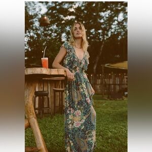 O’Neill Floral Maxi Dress Medium *NEW*